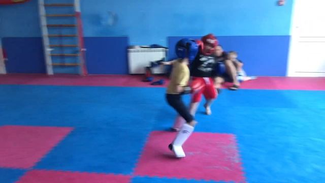 Спарринг клуб Форма рукопашный бой смотреть онлайн