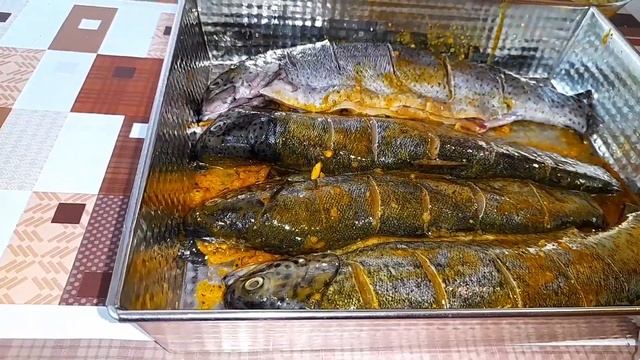 ФОРЕЛЬ запечённая в духовке. Простой рецепт. // TROUT baked in the oven. A simple recipe.ENG SUB