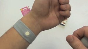 Браслет от укачивания и тошноты для детей