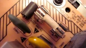 ремонт телевизора филипс philips pfl3605 не включается замена предохранителя своими силами