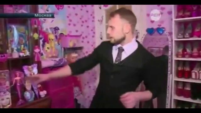 ДВЕ ПЕВИЦЫ ПОДРАЛИСЬ В РЕСТОРАНЕ ! смотреть онлайн