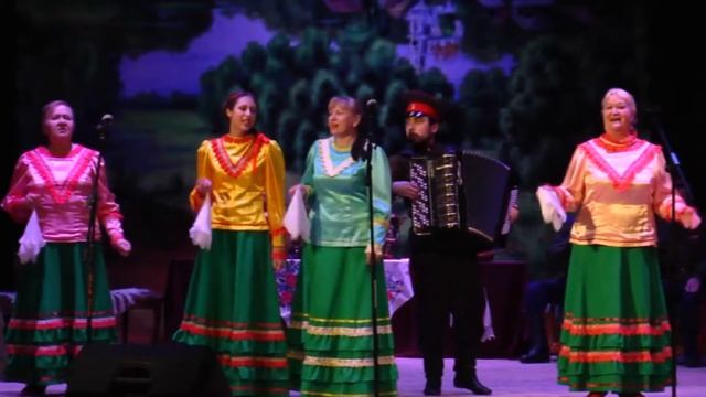 Ансамбль народной песни "Калинушка" - "Меня ноне маменька бранила"