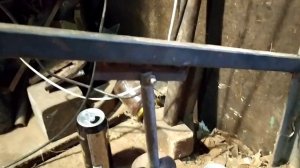ручной рычажный пресс для алюминевых банок.mp4