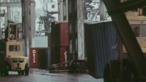 Город у восхода  Владивосток 1973