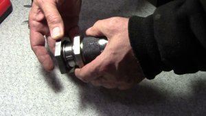 Патрон от сверлильного станка HITACHI