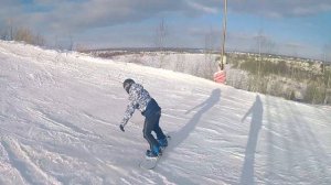 Ученик по сноуборду Максим. Инструктор по сноуборду Михаил Собин.