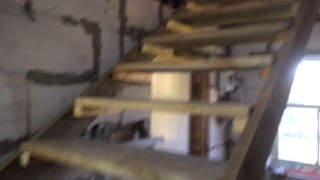 Лестница на второй этаж на даче своими руками вторя часть