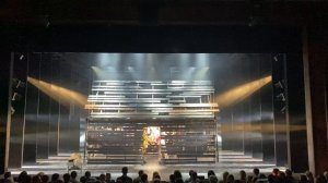 Москва. Театр Олега Табакова. Окончание спектакля "Страсти по Бумбарашу".