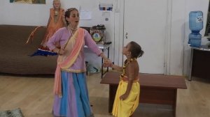 Спектакль про Кришну и Яшоду