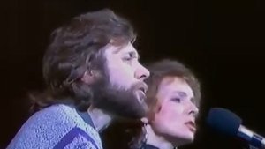 Заморозки (ст. и муз. А  Круппа)  Поёт трио "НАДЕЖДА"