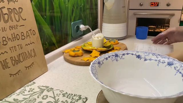 Vlog #6/Чем я отмываю свою глянцевую кухню/ СУПЕР средство смотреть онлайн