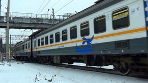 Электропоезд ЭД4М-0482 "РЭКС-Спутник" экспресс "Железнодорожная - Москва Курский вокзал"