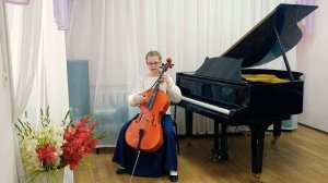 Мой инструмент - виолончель! Галкина Анастасия, 3 класс, 10 лет.