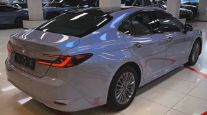 "Toyota Camry 2024": Обзор экстерьера и интерьера