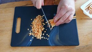 Салат с копчёным сыром "чечил"  Новый Рецепт Салата