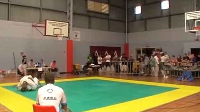 Michael Penni Fight 1 White 97Kg+ Gi QLD BJJ League 2010 смотреть онлайн