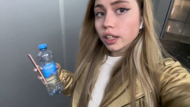 episode 3: VLOG///УЕХАЛА ОТДЫХАТЬ ПРЯМО С ВЕЧЕРИНКИ?!?!?? смотреть онлайн