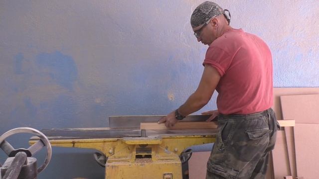 Как быстро научится быстрой работе на фуганке. смотреть онлайн