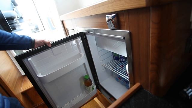 Nimbus C11 test drive | New flagship is a cultured cruising machine | Motor Boat & Yachting смотреть онлайн