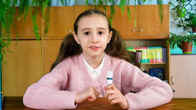 Скетч Как пронести сладости на урок в школу. Часть 2. Истории Алексы. смотреть онлайн