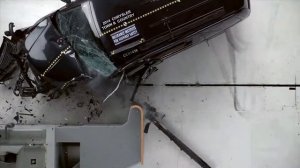 Краш тест Chrysler Town & Country 2014