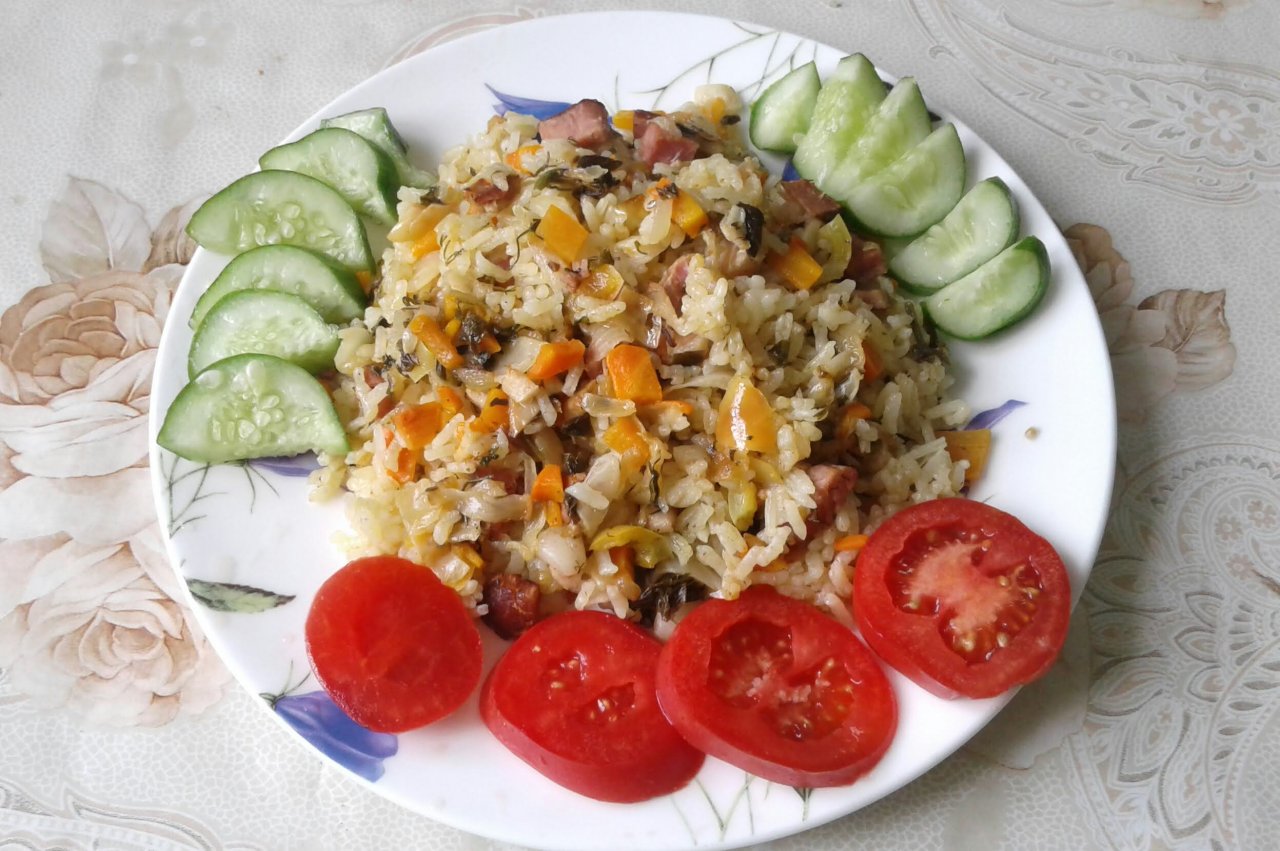 Рис с копчёной брюшиной и овощами. Кулинарный рецепт.