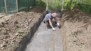 ВЫРАЩИВАНИЕ ВИНОГРАДНЫХ УЛИТОК.Как построить вальеры для виноградных улиток , Один из способов?