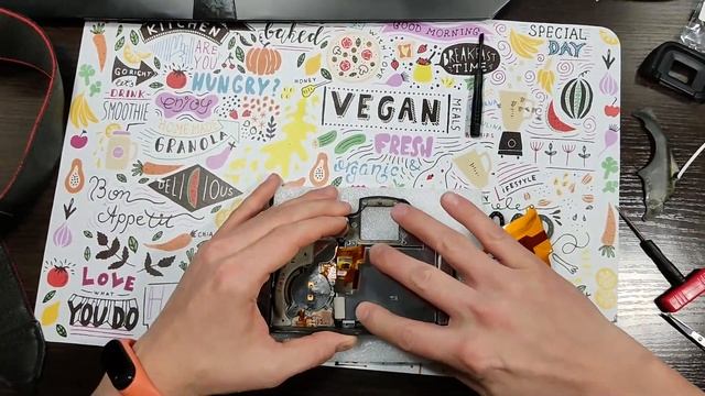 Замена дисплея Canon 7D смотреть онлайн