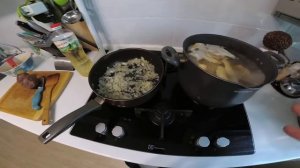 Жареные белые грузди с картофелем