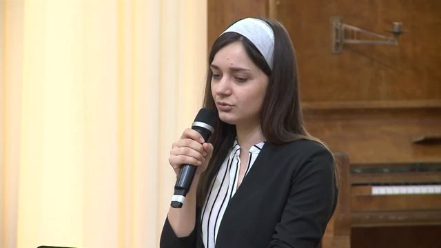 Стихотворение. "Важная встреча" (автор - Наталья Шевченко, читает - Виктория Малявка) смотреть онлайн