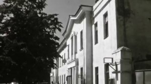 1970-е г.г. Тюмень. У проходной завода "Строймаш"