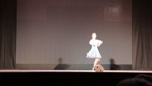 Русский народный танец - Ромашка, ромашка цветок полевой