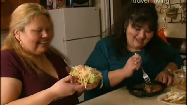 Дона Агилар, женщина с огромным кожным фартуком, удаляет лишнюю кожу