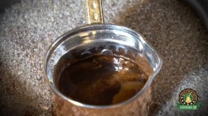 Кофе. Аппарат для приготовления кофе на песке малый. Кофе в джезве.