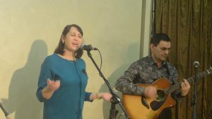 Елена Коротаева -  Две дороги (Булат Окуджава)