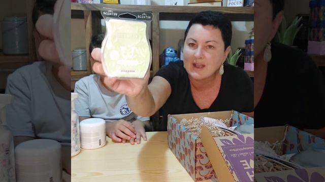 Scentsy / Whiff Box February 2024 Australia R3 смотреть онлайн