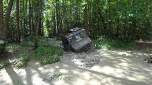 Два Mercedes Unimog доминируют на бездорожье!