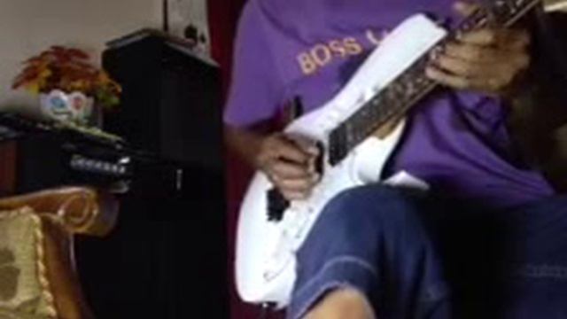 FLYING WITH IBANEZ INDONESIA GUITAR CHALLENGE 2015 - PIETER BERRY смотреть онлайн