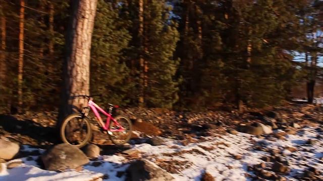 По озеру к заброшенному маяку | Bike , Lake , Winter Karelia. смотреть онлайн