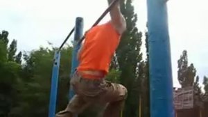 Как делать полотенце на турнике