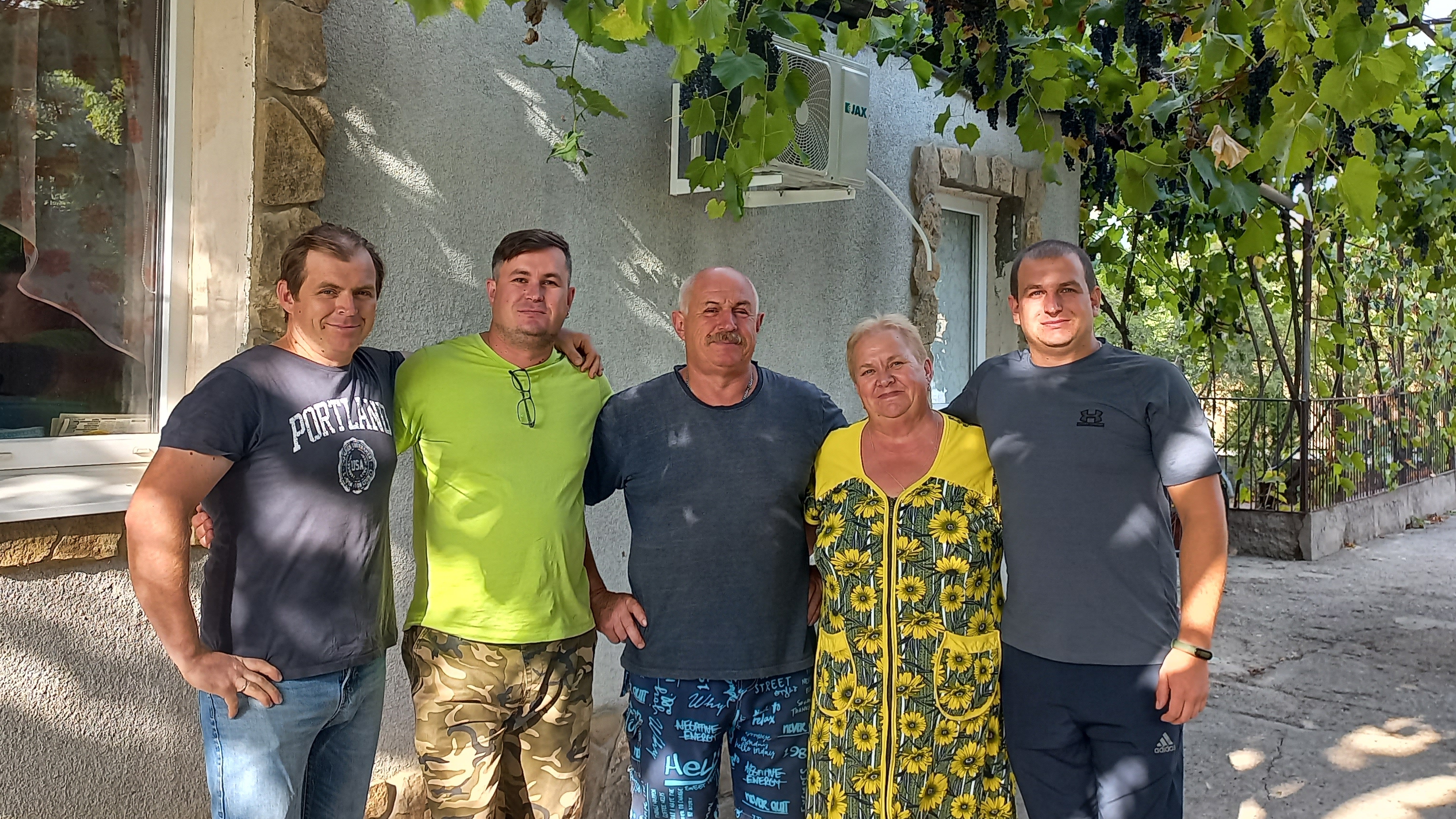 32. ПРИВЕТ ИЗ КРЫМА. ОТМЕЧАЕМ ЮБИЛЕЙ