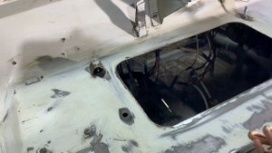 Нива.теперь воздухозаборник и отопитель или печку снимать легко