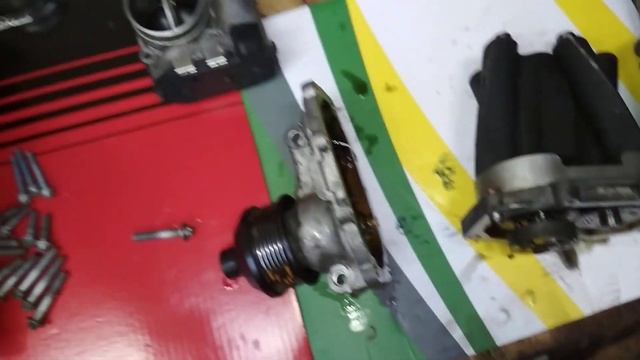 Mercedes Benz E200 Kompressor (W211) M271.941 (Ремонт ДВС) Сборка (95%), проверка Компрессора EATON смотреть онлайн