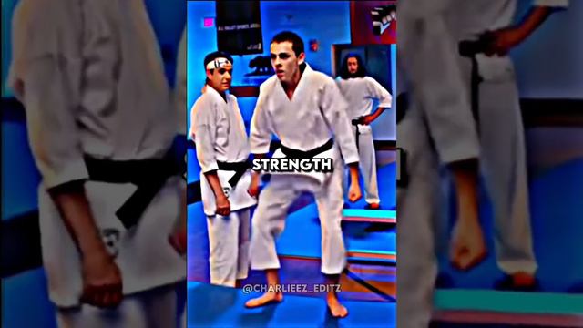 HAWK VS KENNY COBRA KAI смотреть онлайн