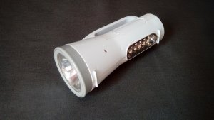 Светодиодный китайский фонарик. Устройство и доработка.mp4