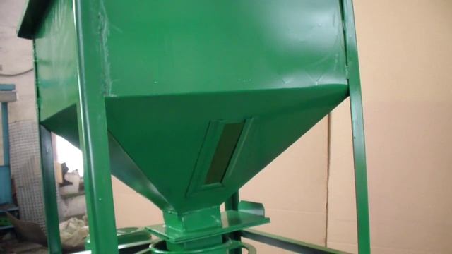 Машина шелушильная (шелушитель) кедрового ореха Ш-0.1. www.shishka-kedr.ru смотреть онлайн