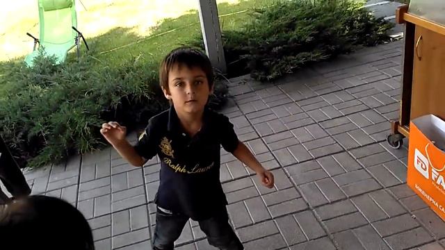 Танцуем у Алика на даче. 27.05.2016 смотреть онлайн