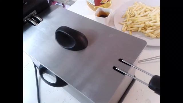 Что едят немцы. Pommes Frites смотреть онлайн