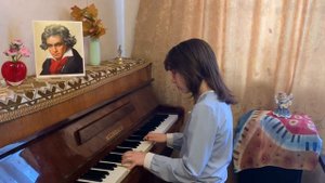 SOFT MOZART Winter Recital 2019-2020 Anna (11).  Бетховен. Сурок.