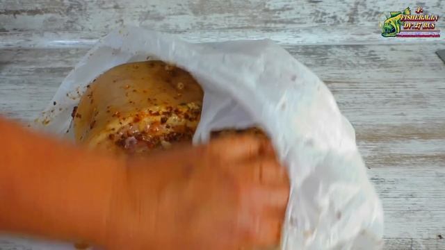 Закоптил здоровый кусок мяса горячего копчения, Копчение мяса в коптильне 